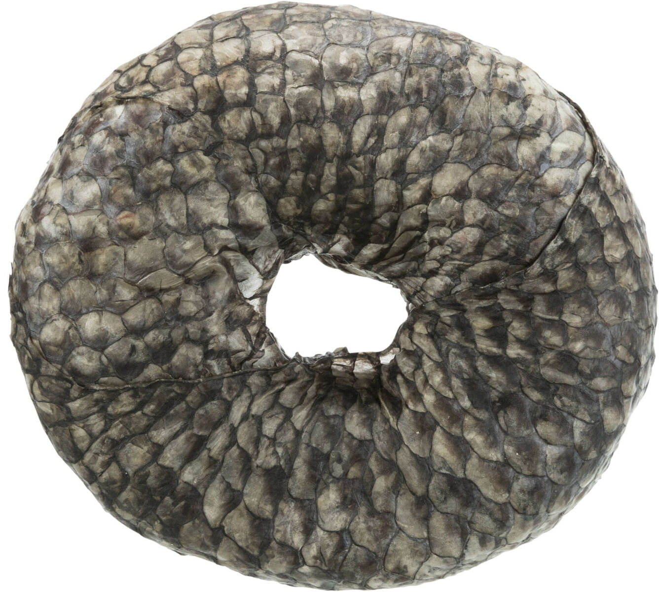 Trixie Hundesnack Ring mit Weißfisch | Rinderhaut mit Fisch ummantelt | Ø 10 cm - 110 g - Menge 1 St.